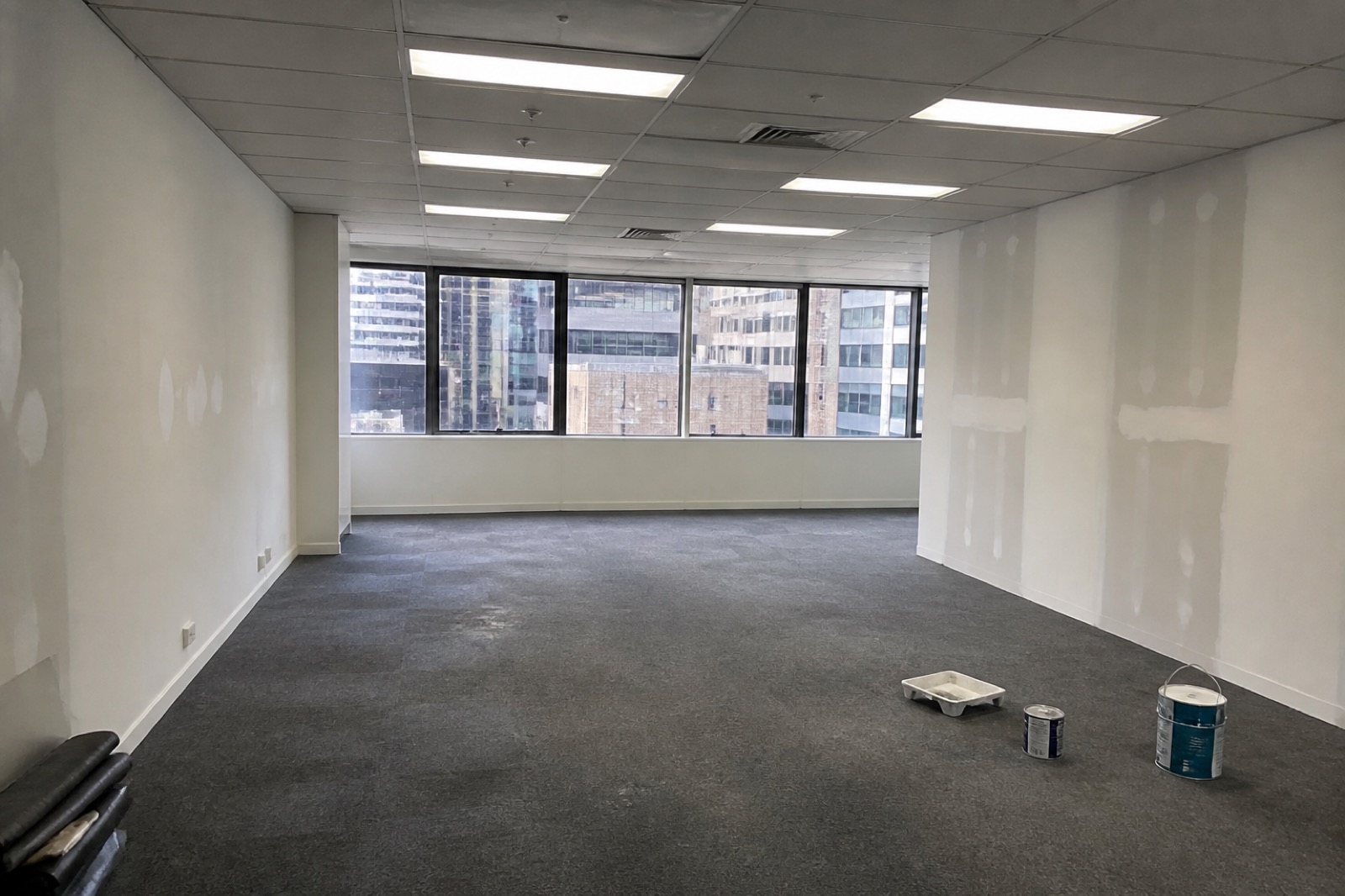 Office make-good before lease handover