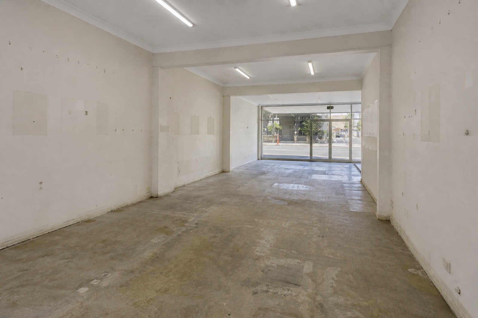 Retail make-good for lease end